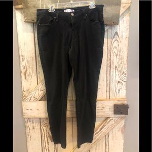 No boundaries denim Jeggings